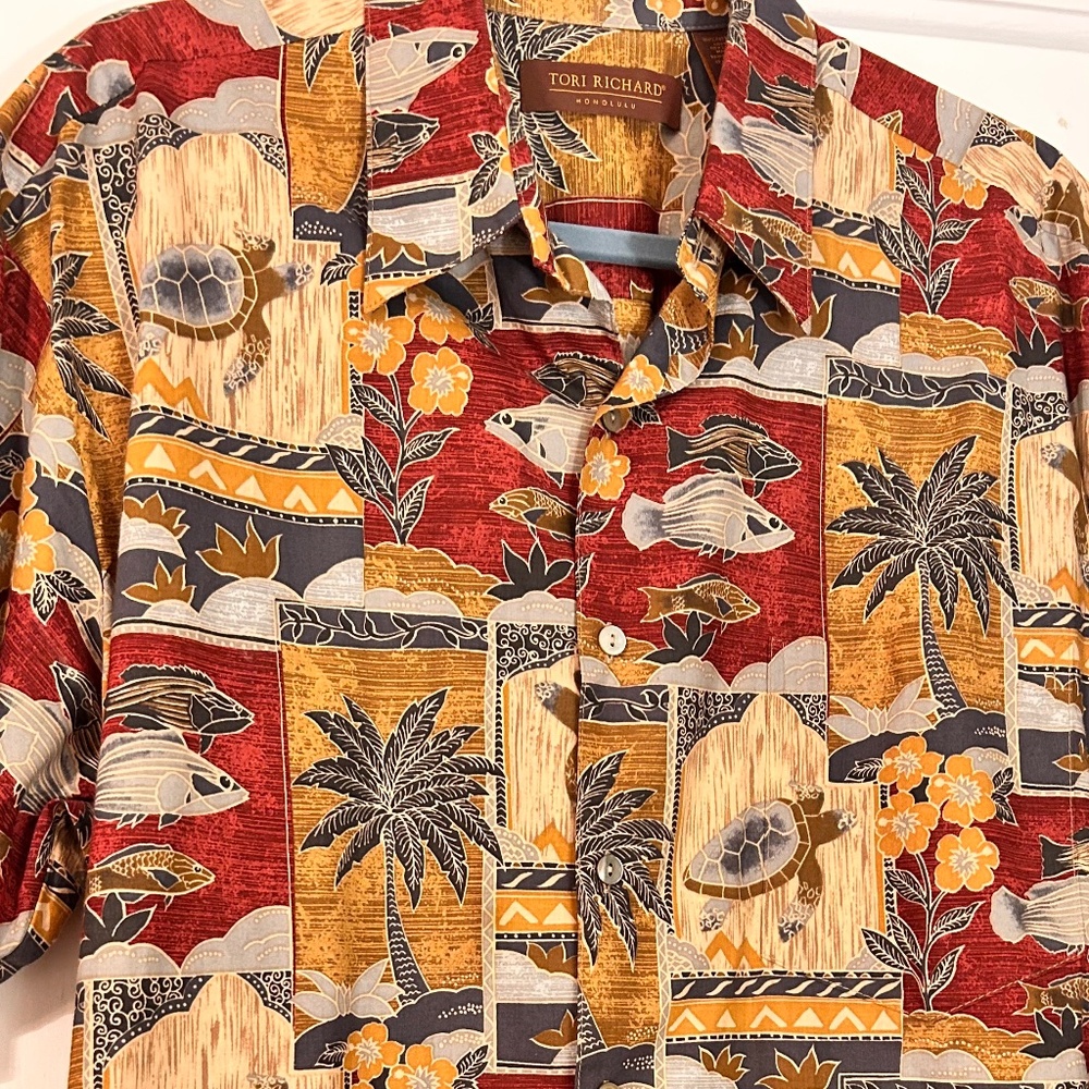 HOLIDAY COLORS! Aloha Hawaiian Shirt Large Made in Honolulu